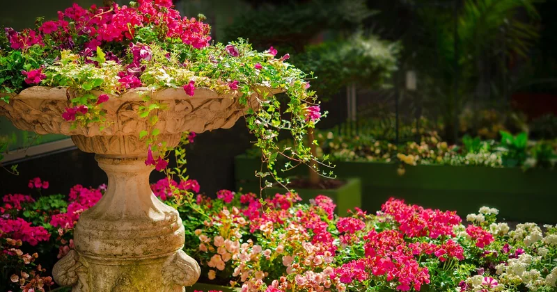 Assembler une grande jardinière en palette, étape par étape
