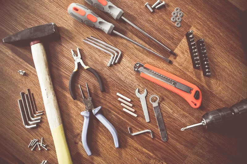 Les outils indispensables pour une pose réussie